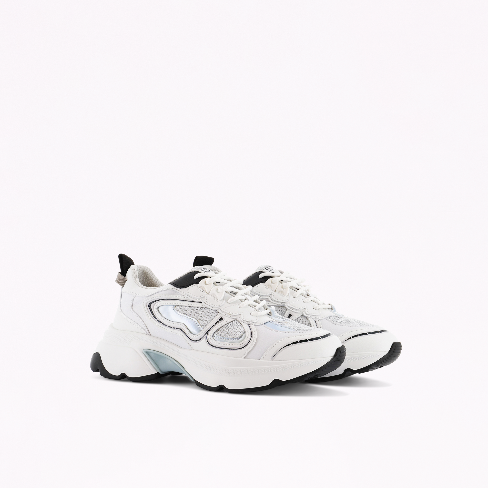 Breeze Sneaker
