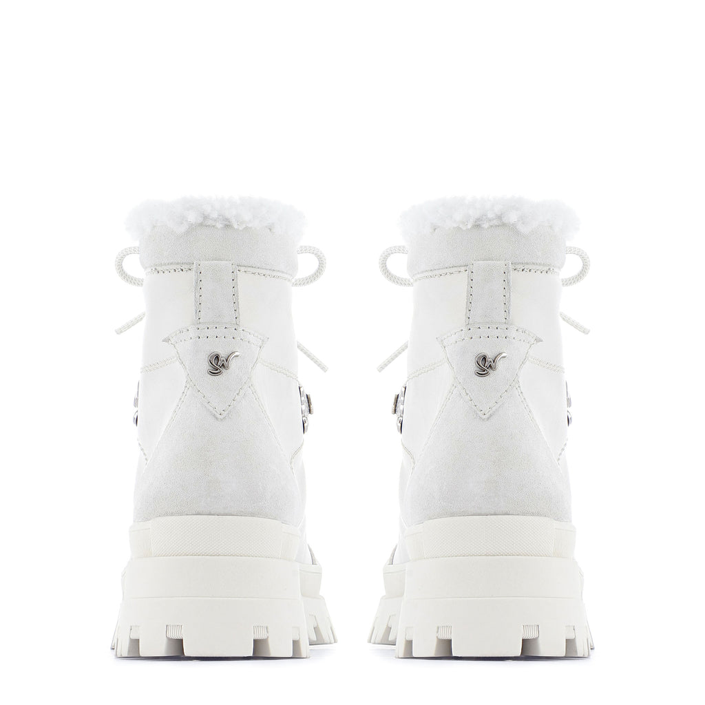 Wanderlust Boot